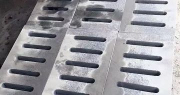 乌兰察布 芝麻灰石材沟盖板