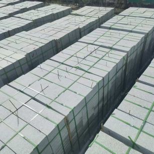 乌兰察布 芝麻白1.8公分火烧300*600地铺，清仓大甩卖