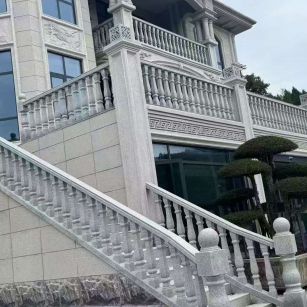 乌兰察布 芝麻白别墅，栏杆