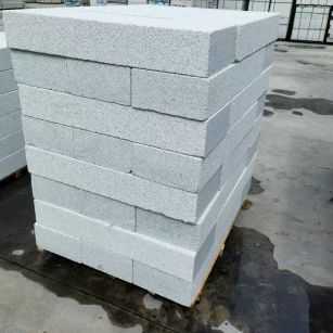 乌兰察布 芝麻白两面荔枝面台阶石