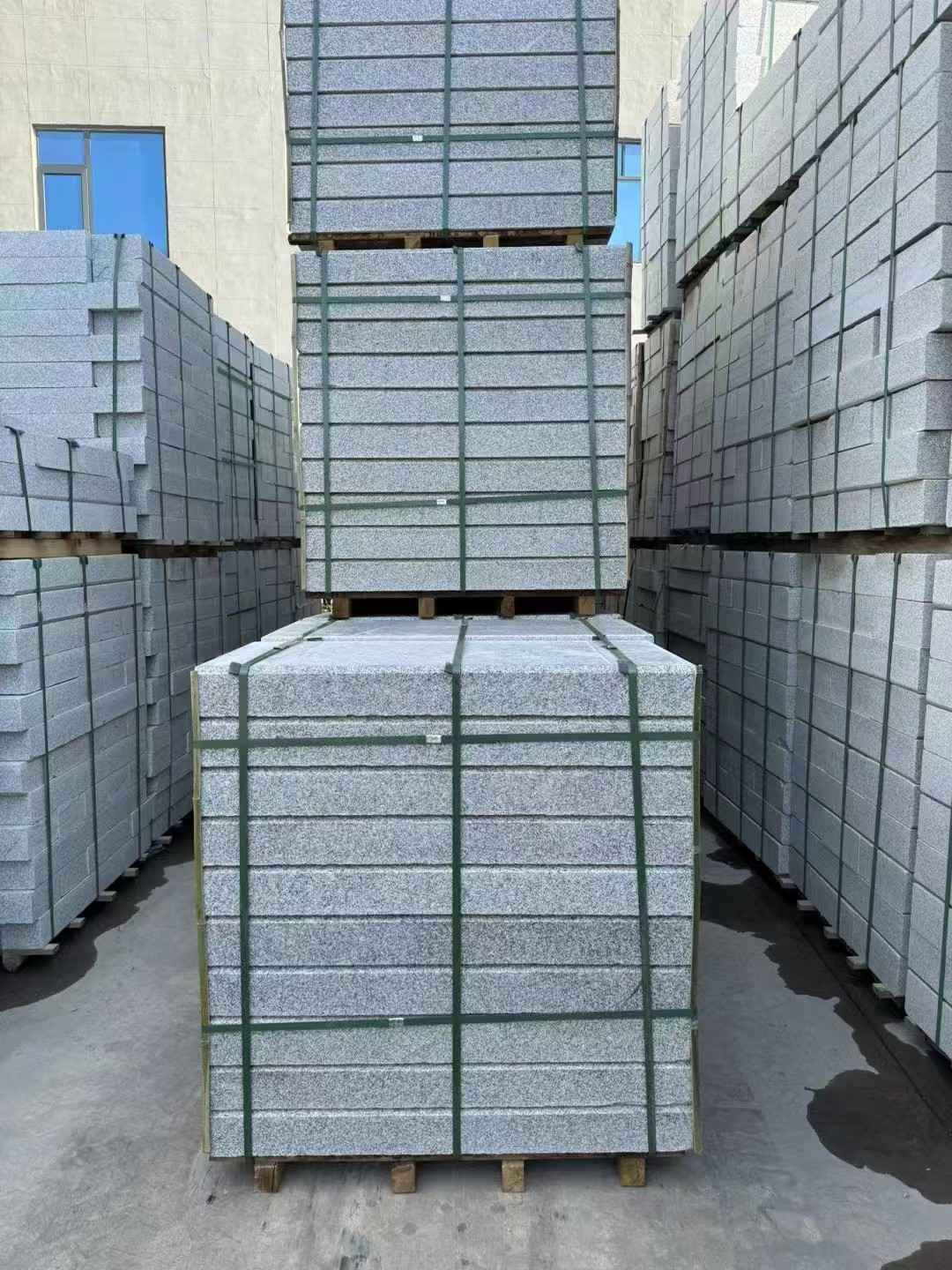 乌兰察布 公园台阶石