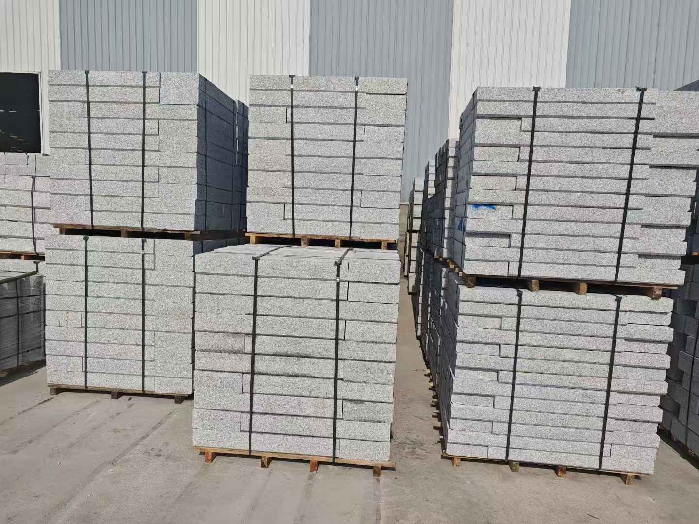 乌兰察布 芙蓉白路沿石，价格便宜