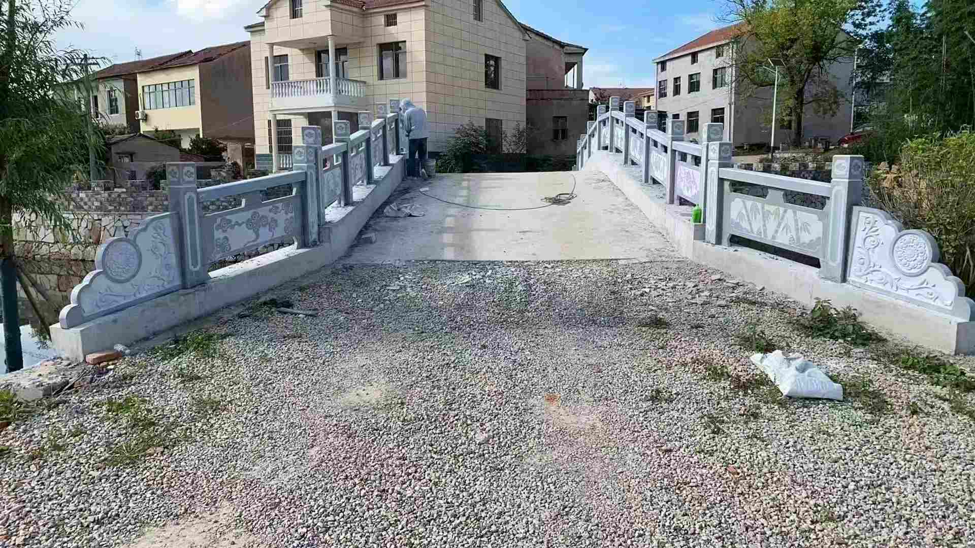 乌兰察布 芝麻灰花岗岩桥栏杆